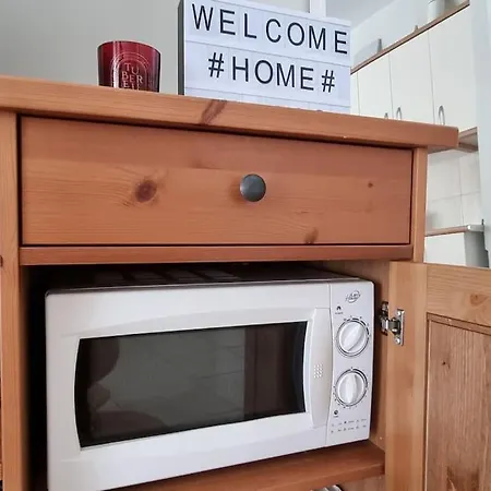 Apartment Fast Wi-fi- Private Rooftop Terrace- 2 Bed